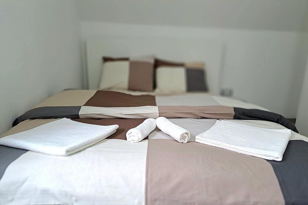 Dusanovac Mini Duplex Apartman מראה חיצוני תמונה